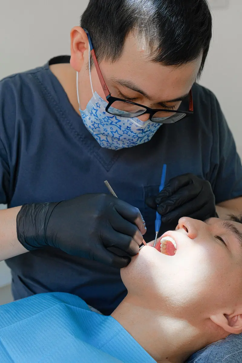 Tiêu xương hàm từ viêm nha chu, ảnh X-quang